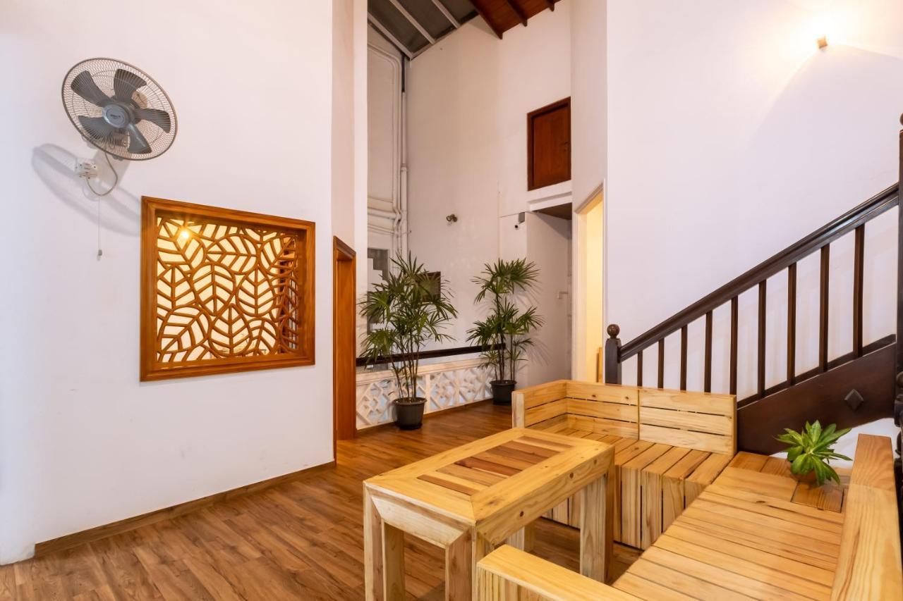 Hotel Gentz Residency & Restaurant Colombo Exterior foto